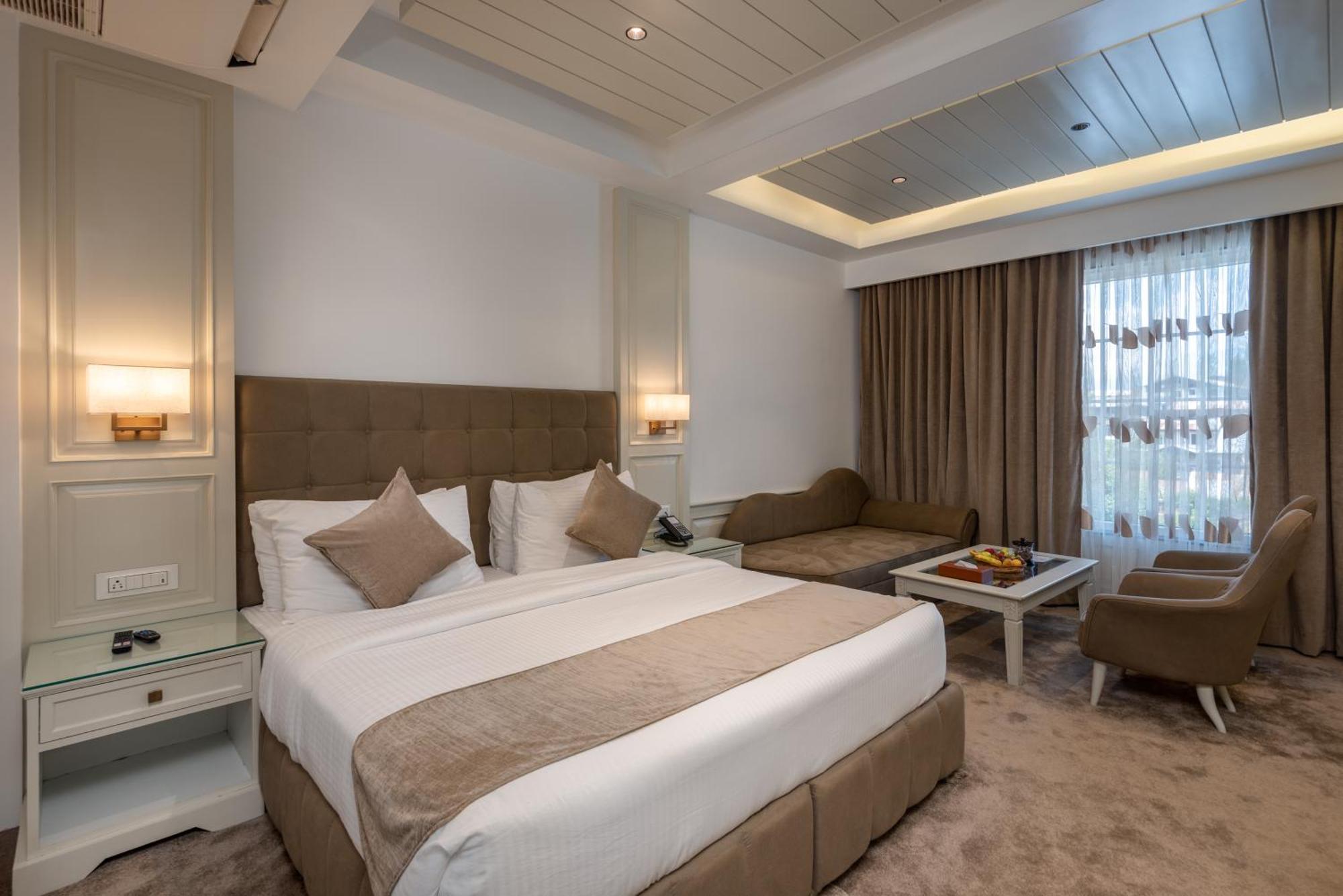 Hotel Grand Boulevard Durgjan Extérieur photo