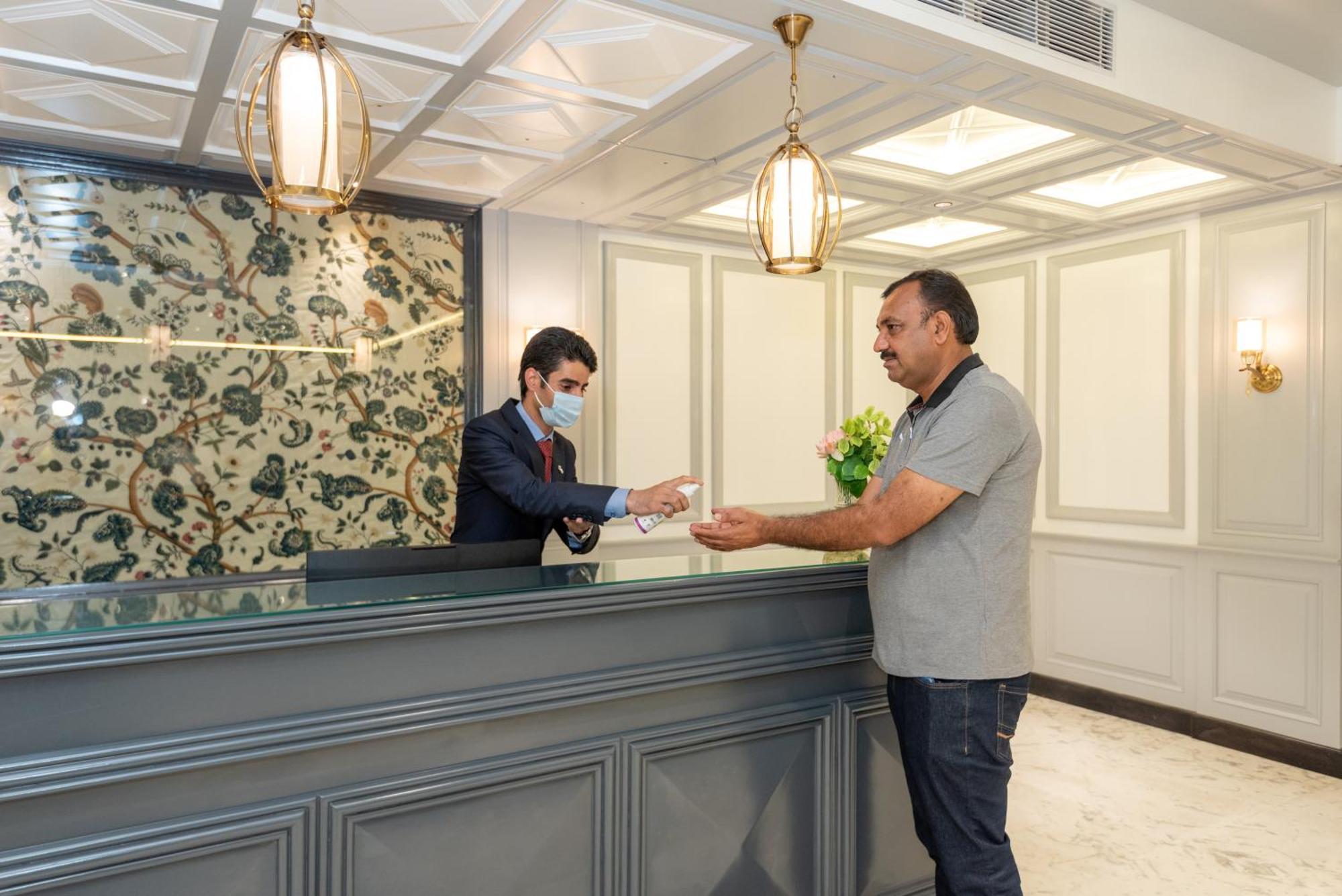 Hotel Grand Boulevard Durgjan Extérieur photo