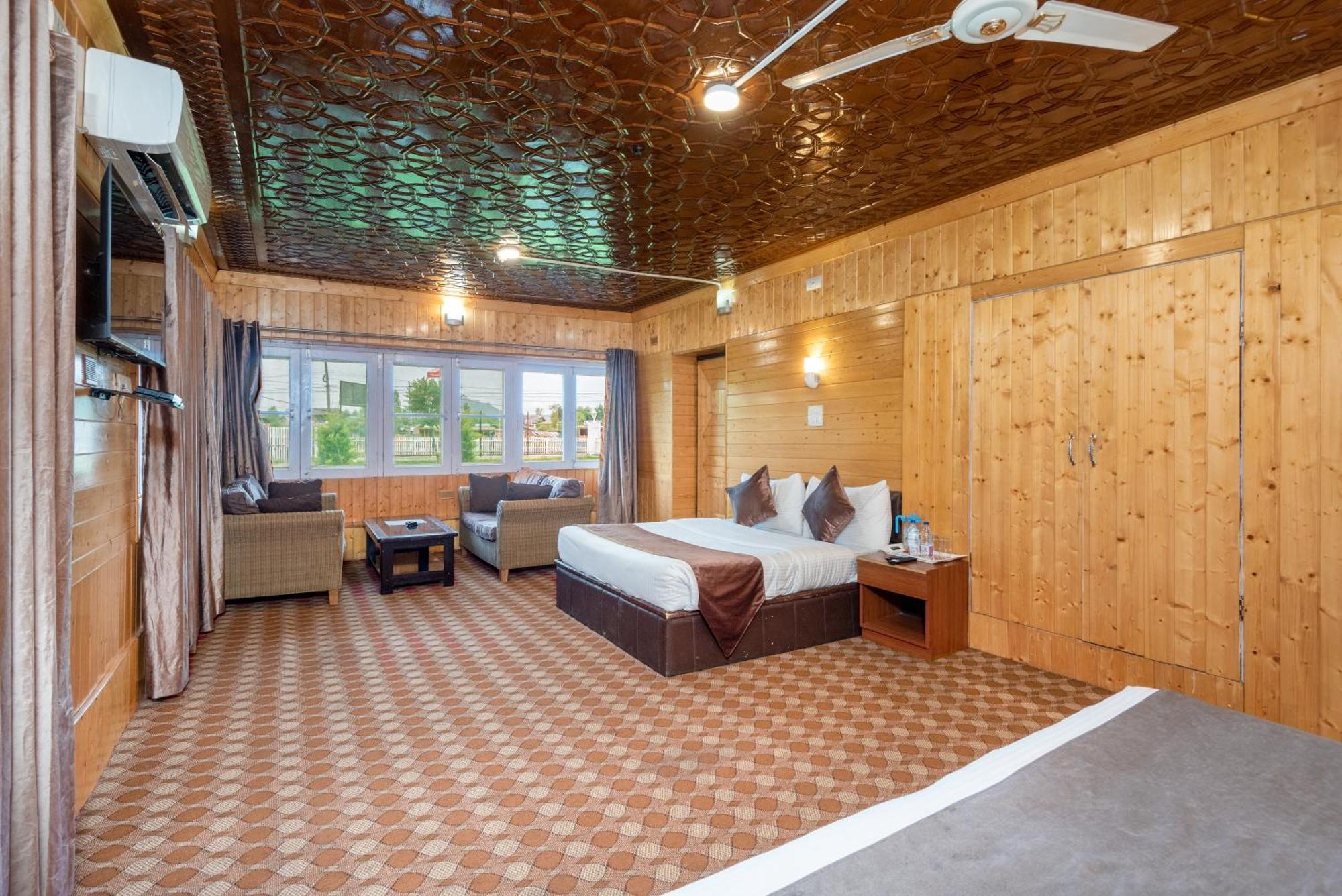 Hotel Grand Boulevard Durgjan Chambre photo